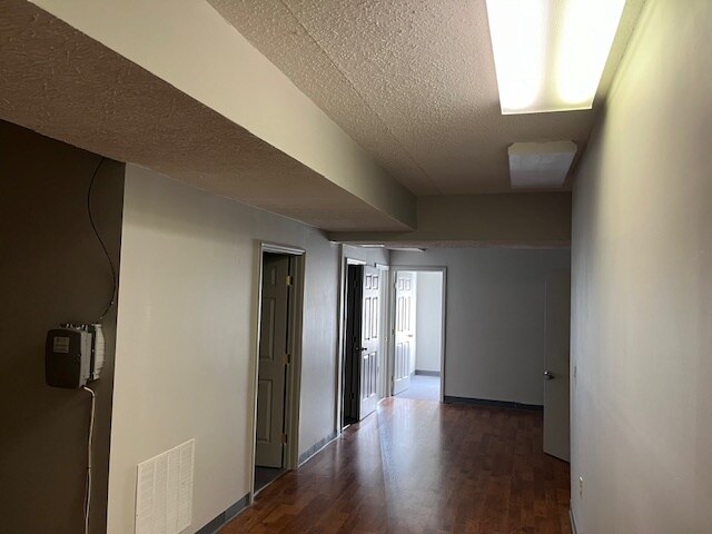 More Photos Of 3284 W North Bend Rd, Cincinnati Office Residential For Lease