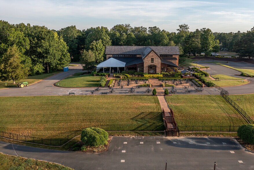 More Photos Of 8400 Old Church Rd, New Kent Winery Vineyard For Sale