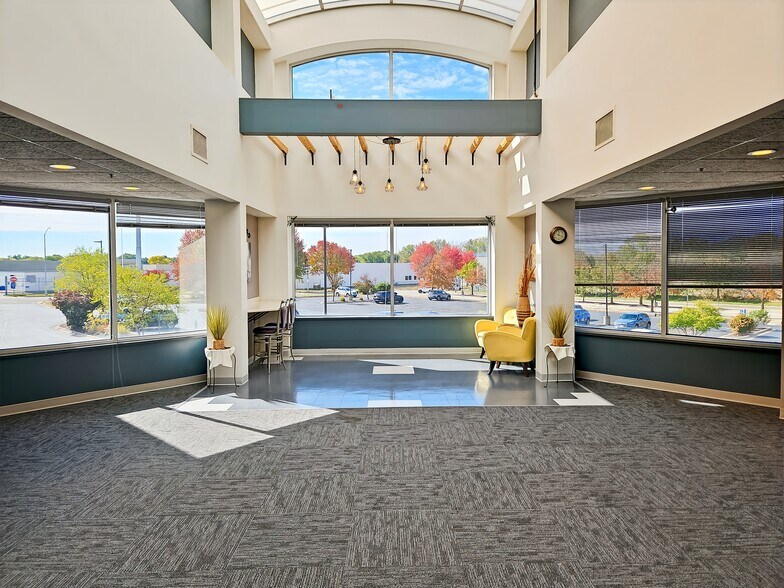 More Photos Of 258 Corporate Dr, Madison Coworking Space