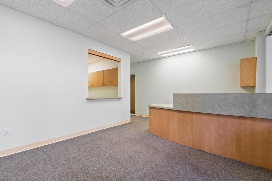 More Photos Of 1801 Hanover Dr, Davis Office Residential For Lease