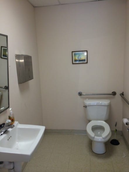 More Photos Of 215 E Laurel Rd, Stratford Medical For Sale