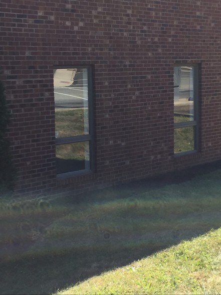 More Photos Of 349 York Rd, Willow Grove Medical For Lease