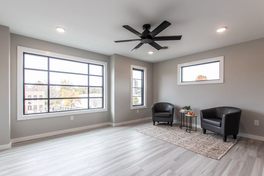 More Photos Of 577 English St, Bristol Apartments For Sale