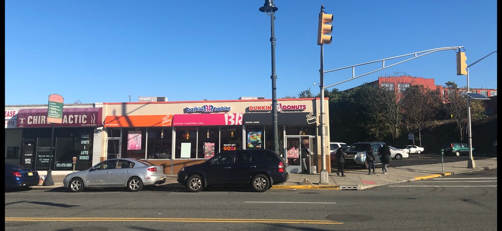 More Photos Of 237-251 Market St, Paterson Storefront Retail Office For Lease