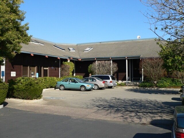 More Photos Of 4450 Capitola Rd, Capitola Office For Lease