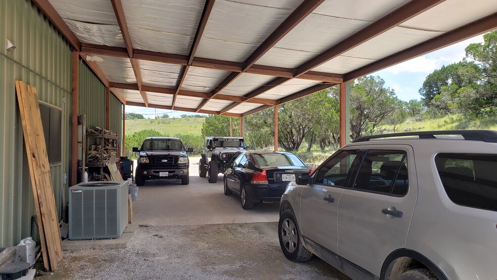 More Photos Of 21511 State Highway 71 W, Spicewood Light Manufacturing For Sale