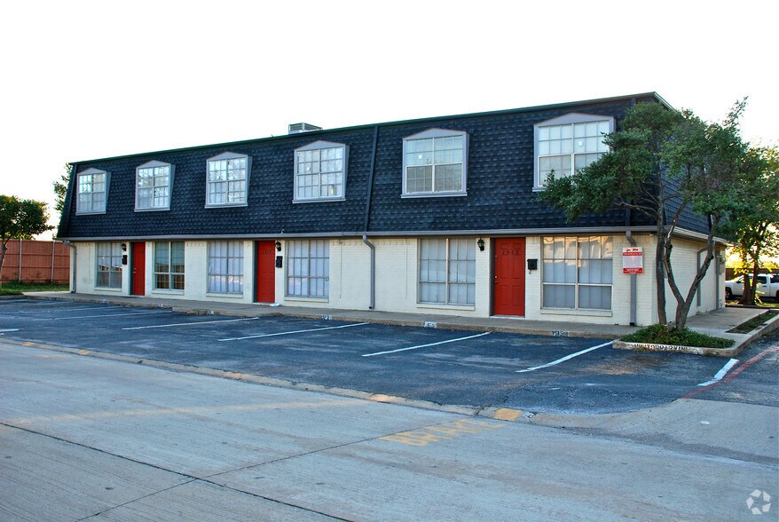 More Photos Of 1509 F Ave, Plano Apartments For Sale