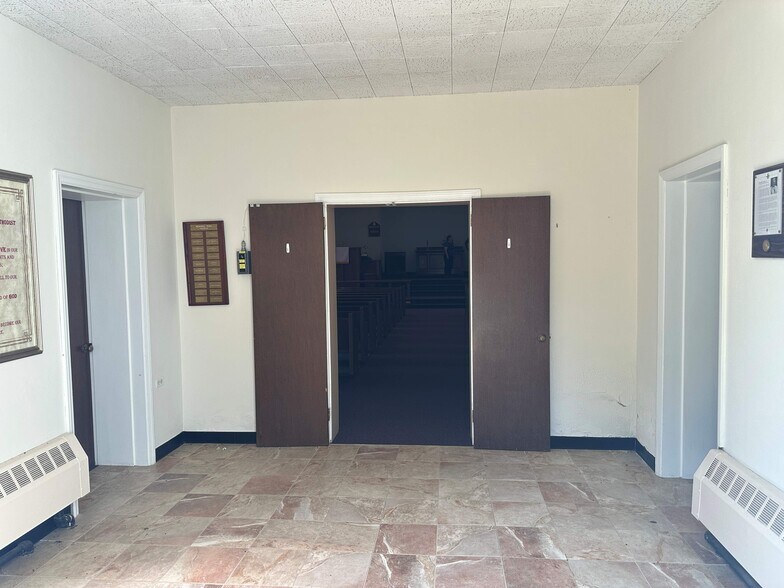 More Photos Of 306 Clinton St, Delaware City Religious Facility For Sale