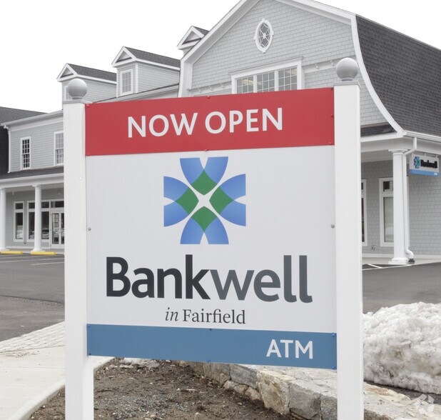 More Photos Of One Sasco Hill Rd, Fairfield Storefront Retail Office For Lease