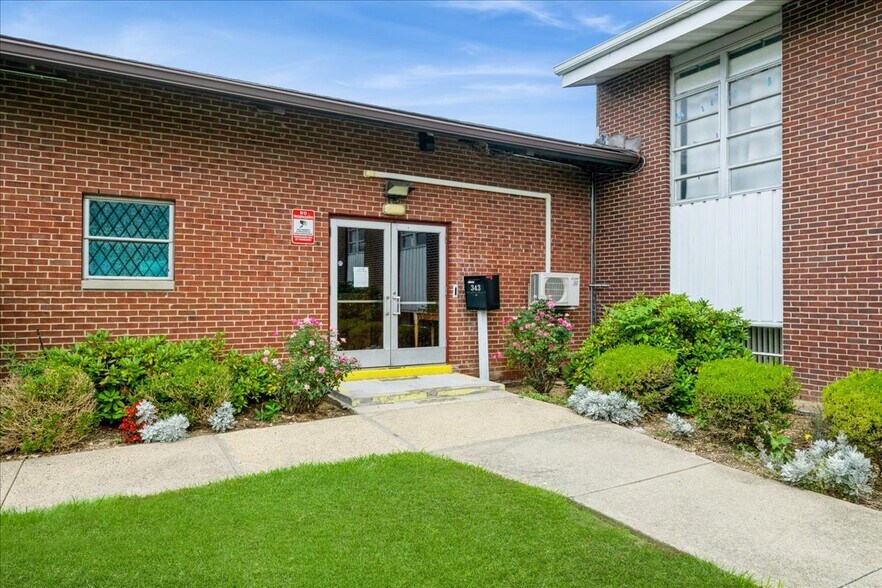 More Photos Of 343 Jerusalem Ave, Hicksville Religious Facility For Sale