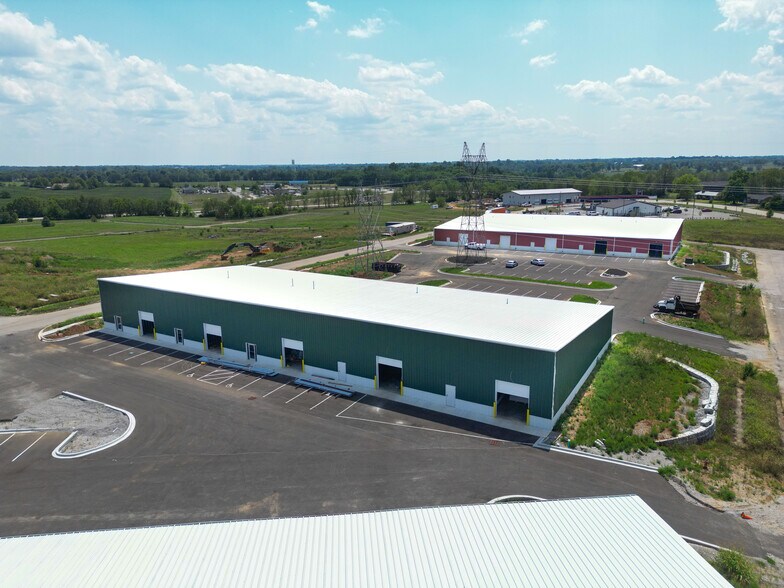 More Photos Of 100 Lacefield, Midway Unknown For Lease