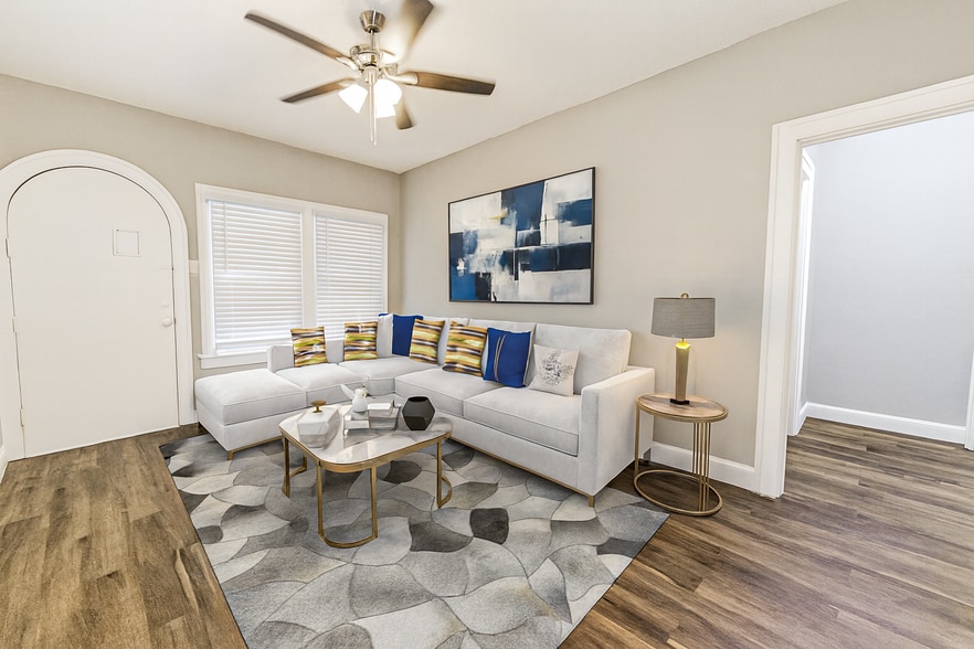 More Photos Of 2031 Fredericksburg Rd, San Antonio Apartments For Sale