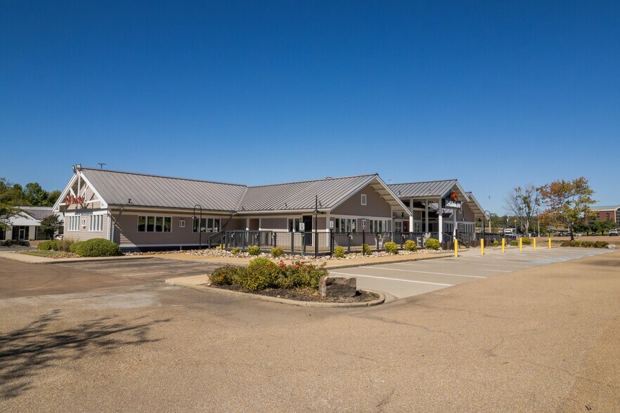 More Photos Of 6357 I 55 N, Jackson Restaurant For Lease