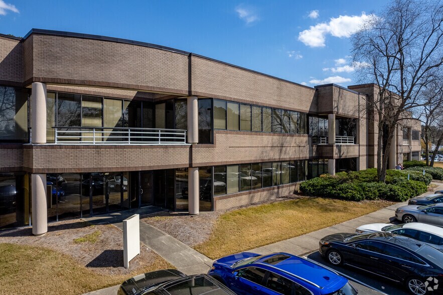 More Photos Of 3300 Highlands Pky, Smyrna Office For Lease