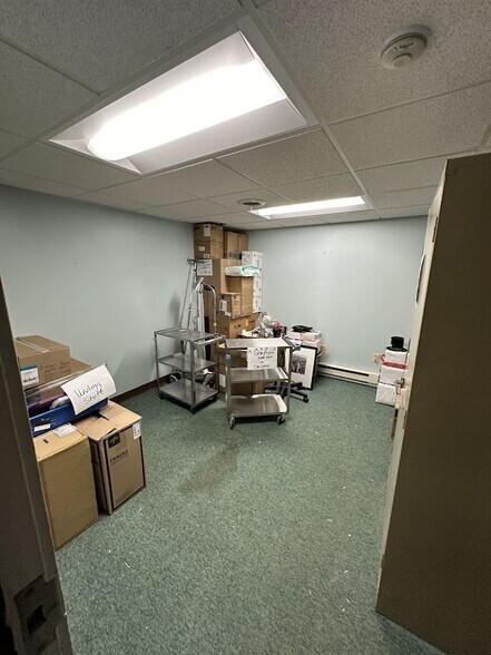 More Photos Of 293 W North St, Geneva Loft Creative Space For Lease