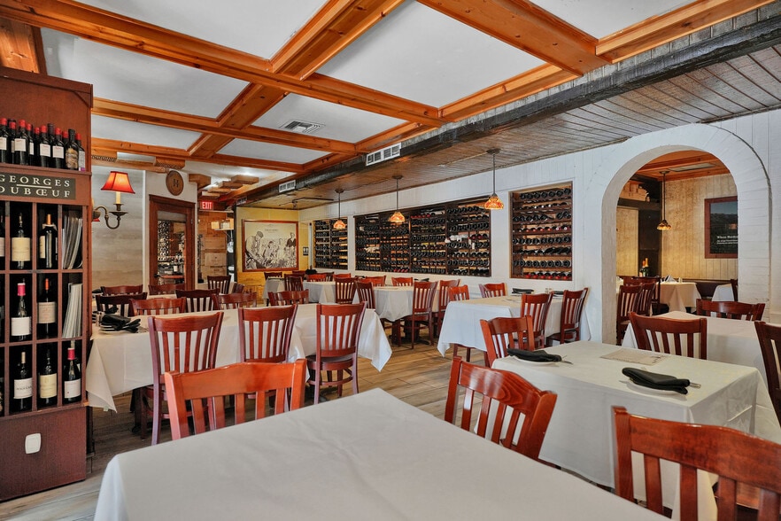 More Photos Of 3800 SW 8th St, Coral Gables Restaurant For Sale