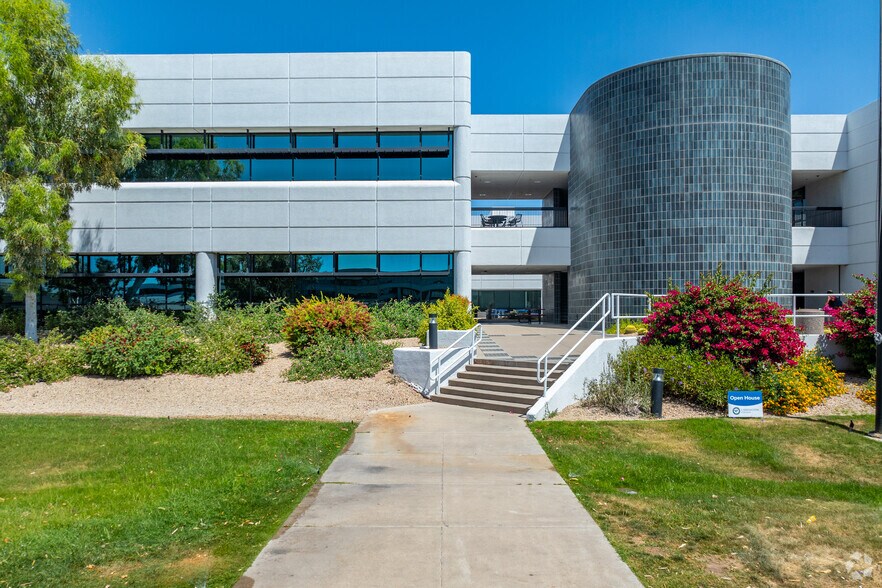 More Photos Of 2149 W Dunlap Ave, Phoenix Schools For Sale