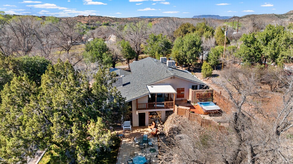 More Photos Of 10580 E Swinging Bridge Ln, Cornville Specialty For Sale
