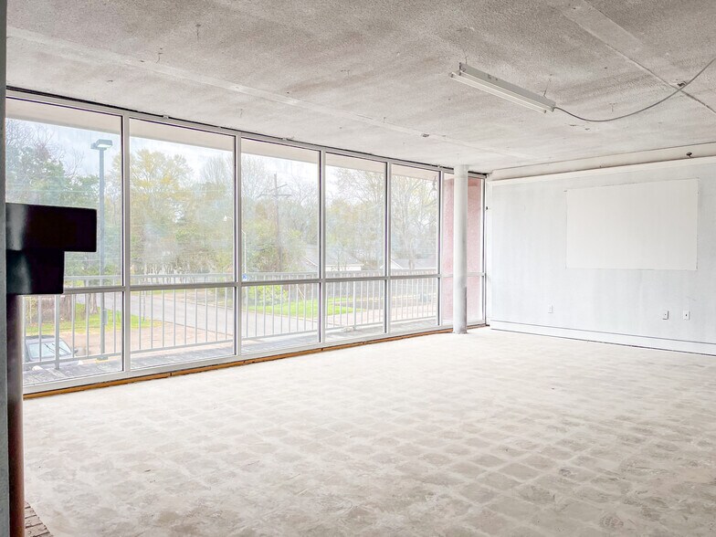 More Photos Of 5353 Florida Blvd, Baton Rouge Medical For Sale