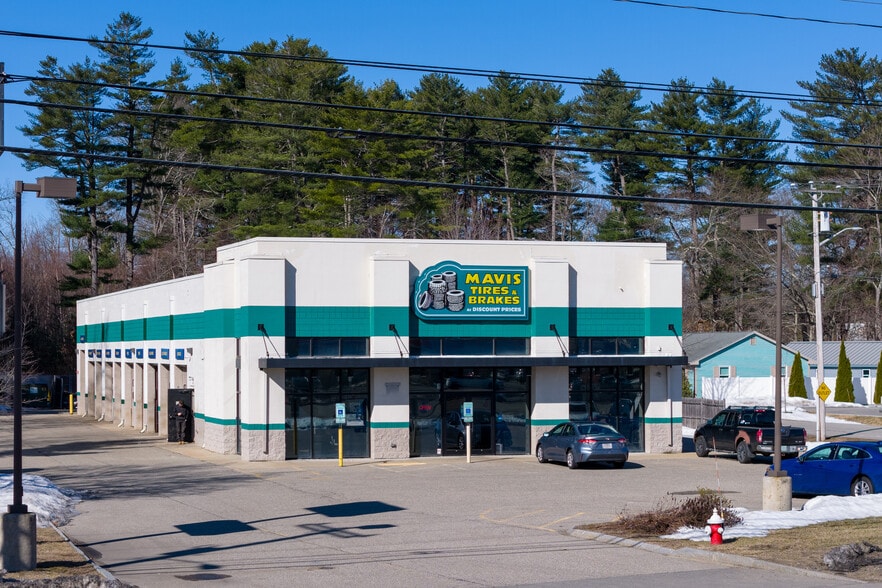 Primary Photo Of 537 Lafayette Rd, Seabrook Auto Repair For Sale