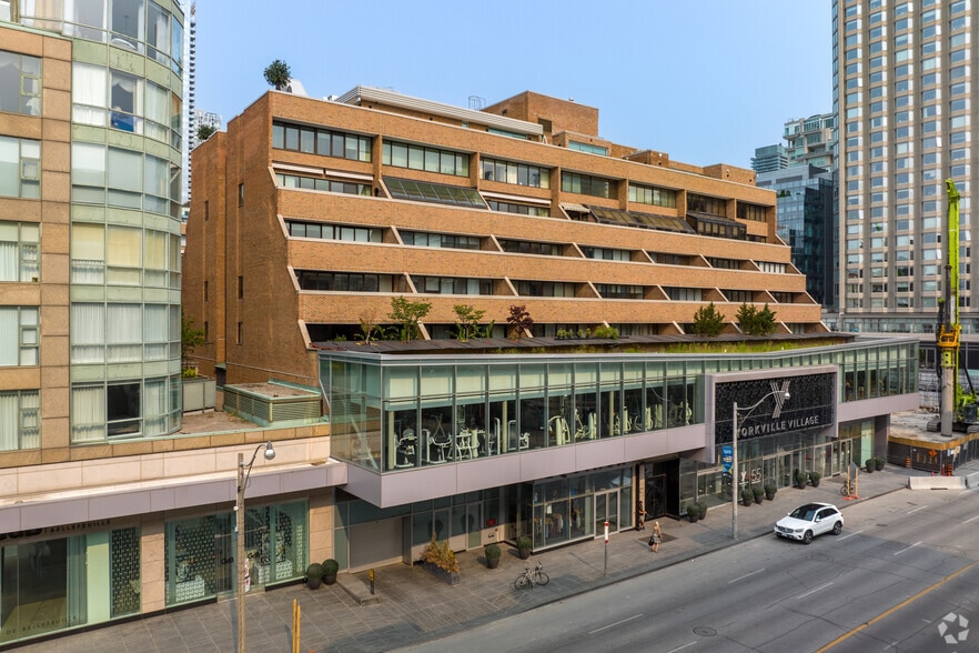 More Photos Of 55 Avenue Rd, Toronto Unknown For Lease