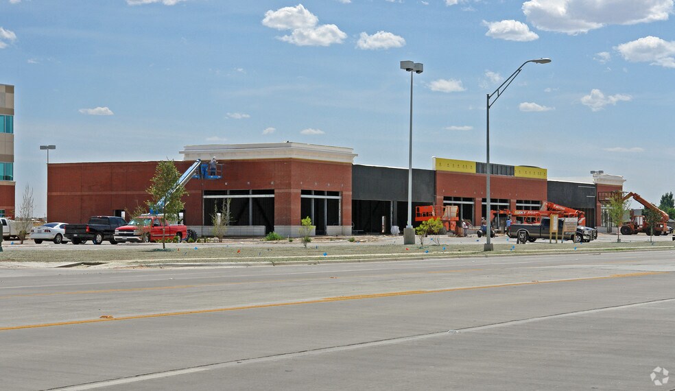 More Photos Of 5217 98th St, Lubbock General Retail For Lease