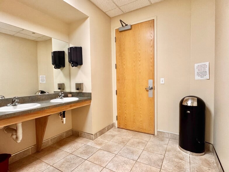 More Photos Of 684 Berkmar Cir, Charlottesville Office For Lease