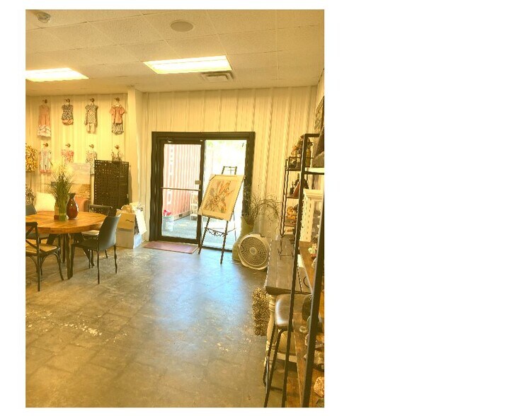 More Photos Of 1183 Joe Frank Harris Pkwy, Cartersville Warehouse For Lease