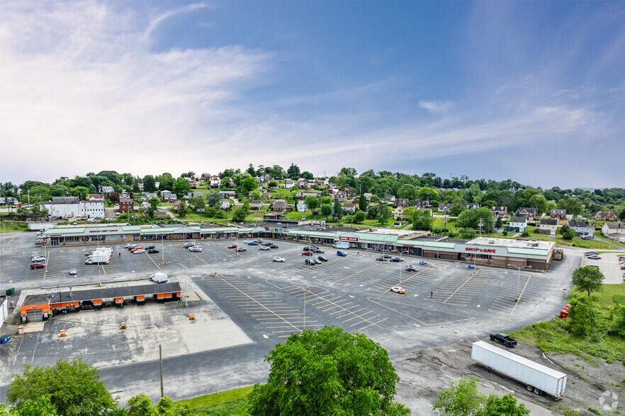 More Photos Of 1800-1890 Homeville Rd, West Mifflin Storefront For Sale