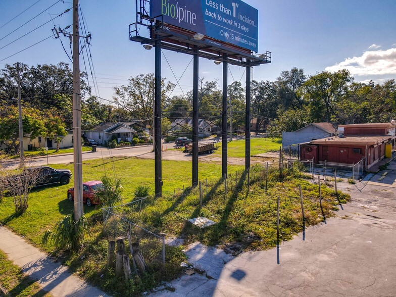 More Photos Of 707 S Orange Blossom Trl, Orlando Storefront For Sale