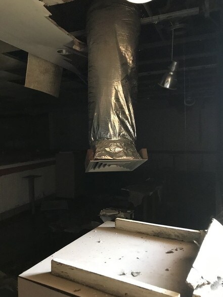 More Photos Of 14514 Jefferson Davis Hwy, Woodbridge Fast Food For Lease