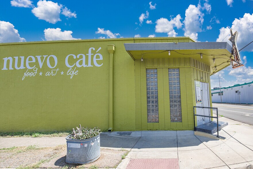 More Photos Of 1124 Ayers St, Corpus Christi Restaurant For Sale