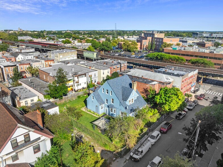 Primary Photo Of 1418 Doris St, Bronx Land For Sale