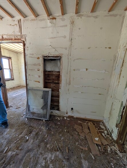 More Photos Of 101 N 7th St, Ponca City Multifamily For Sale
