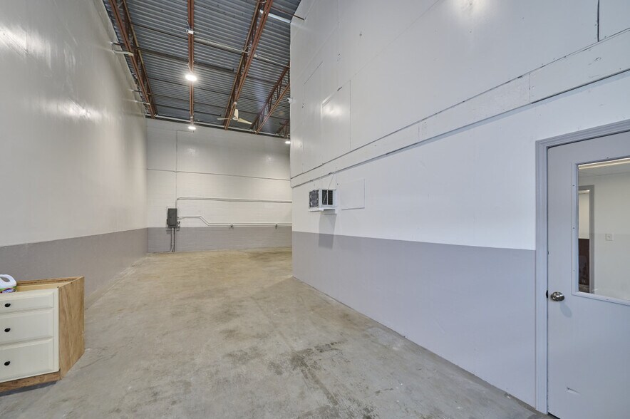 More Photos Of 1 Melvin unit C St, Wakefield Industrial For Lease