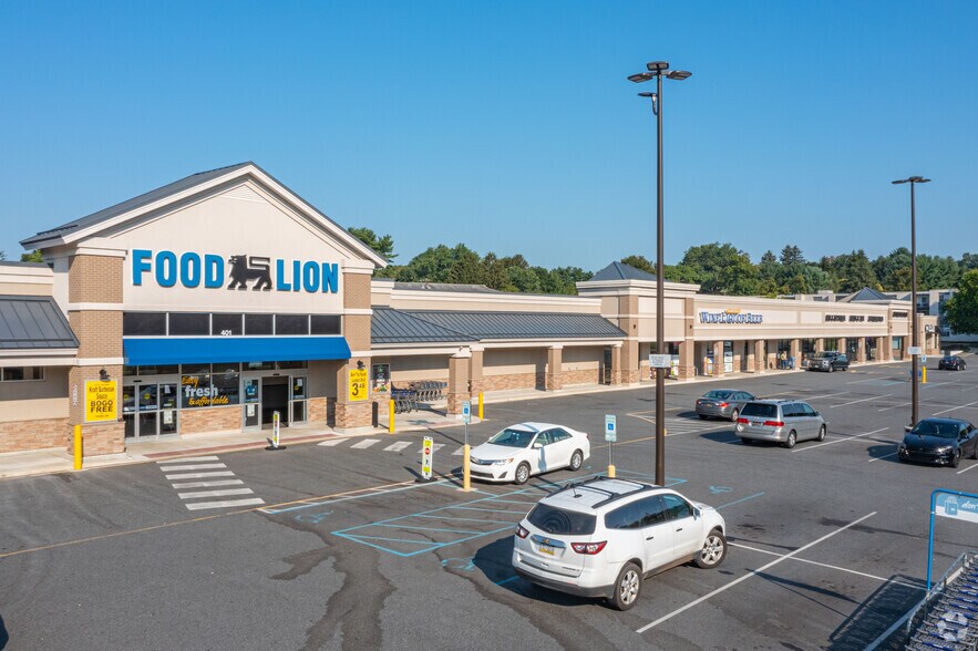 Primary Photo Of 401 New London Rd, Newark Unknown For Lease