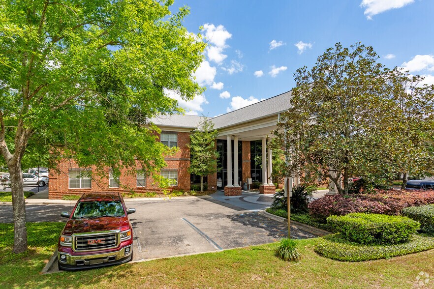 More Photos Of 2075 Centre Pointe Blvd, Tallahassee Medical For Lease