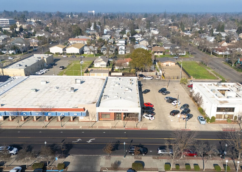 More Photos Of 333 W 18th St, Merced Office For Sale