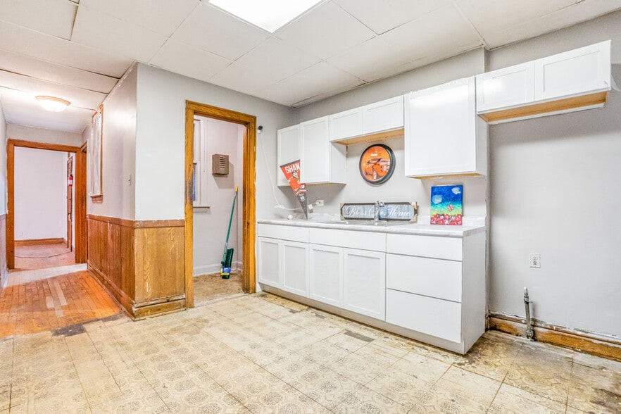 More Photos Of 6021 W Roosevelt Rd, Cicero Auto Repair For Sale