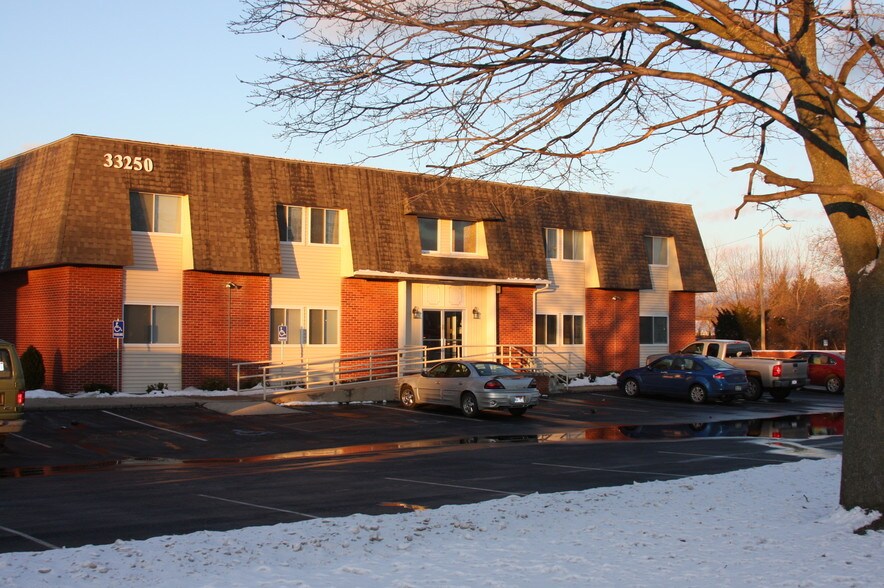 Primary Photo Of 33300 Warren Rd, Westland Office For Lease