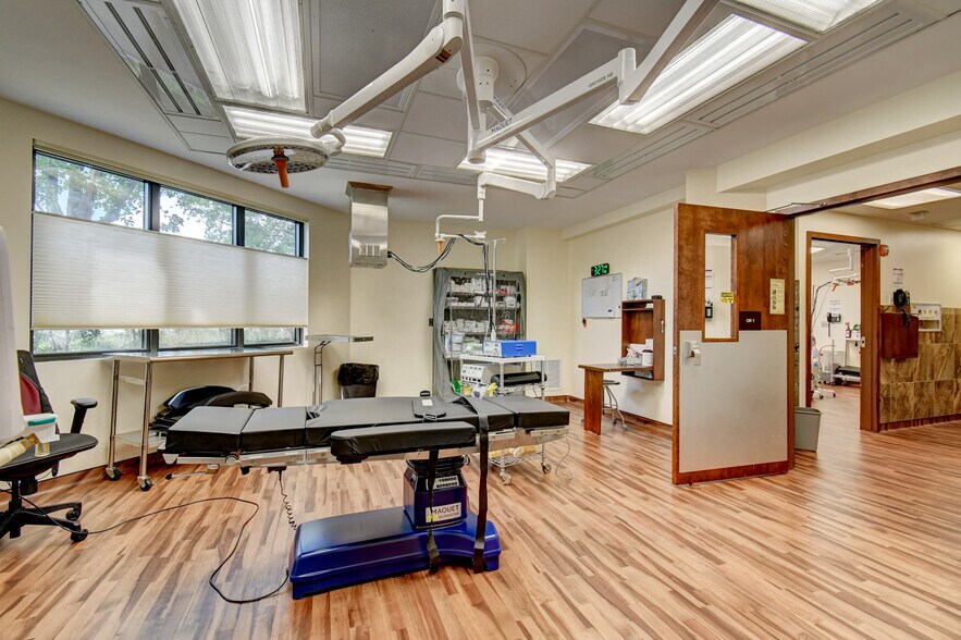 More Photos Of 2314 Seacrest Blvd, Boynton Beach Medical For Lease