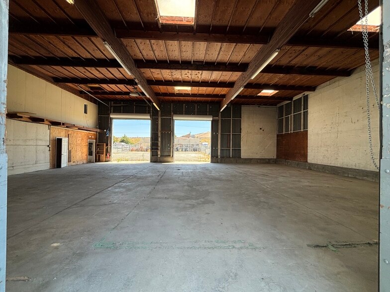 More Photos Of 4711 Paoli Loop Rd, American Canyon Warehouse For Lease