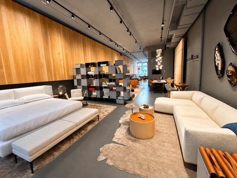 More Photos Of 60 Grand St, New York Apartments For Lease