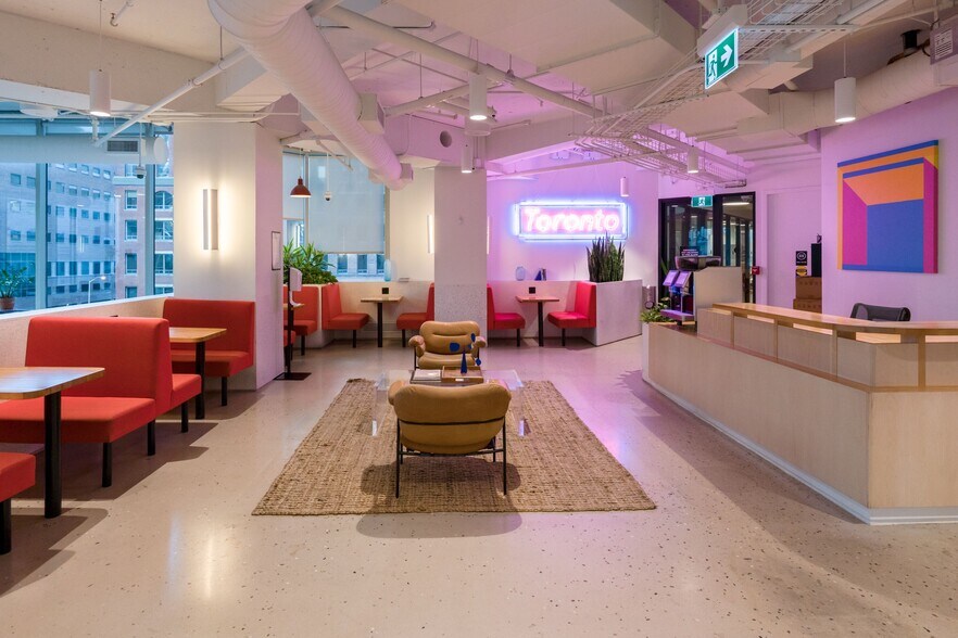 More Photos Of 1 University Ave, Toronto Coworking Space