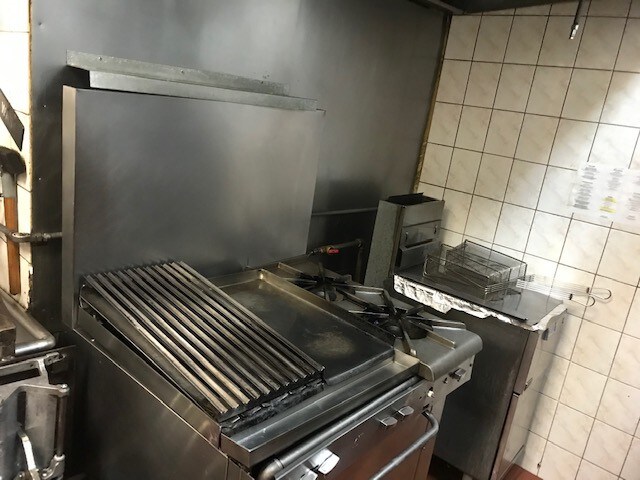 More Photos Of 146 Knickerbocker Ave, Brooklyn Storefront Retail Residential For Lease