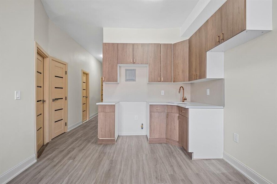 More Photos Of 530 Sutter Ave, Brooklyn Multifamily For Sale