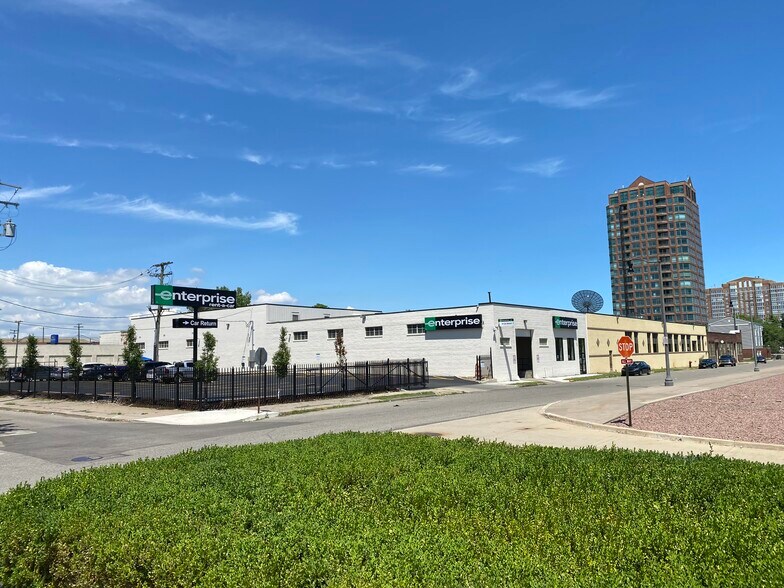 Primary Photo Of 3250 Franklin St, Detroit Office For Lease