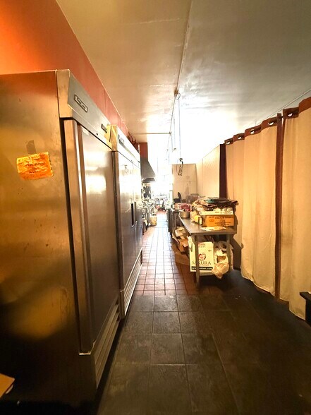 More Photos Of 4442 Mission St, San Francisco Storefront Retail Office For Sale