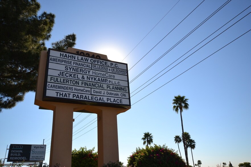More Photos Of 10240 W Bell Rd, Sun City Office For Lease