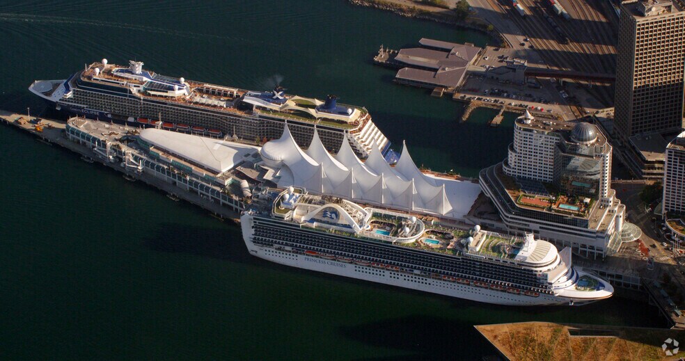 More Photos Of Suite 300-999 Canada Place, Vancouver Hotel For Lease